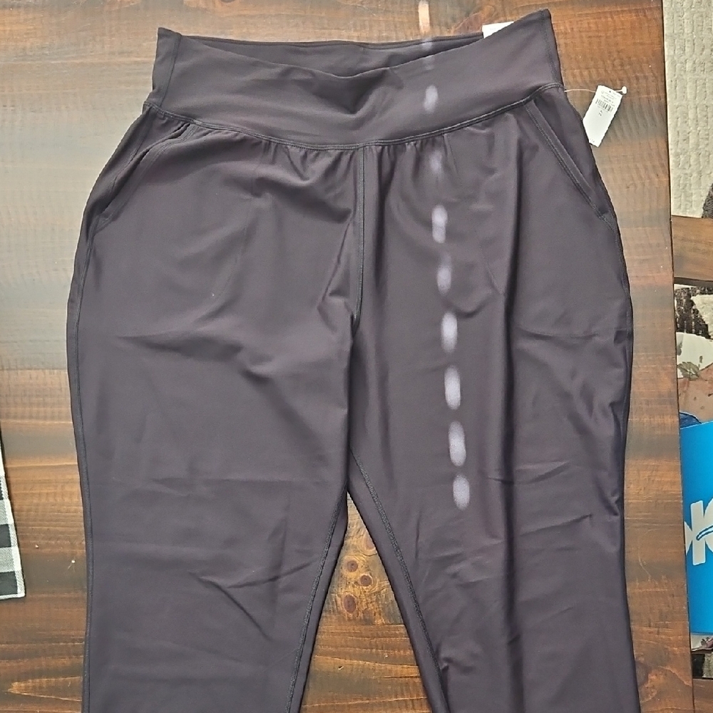 BNWT Old Navy High Rise Ankle Joggers